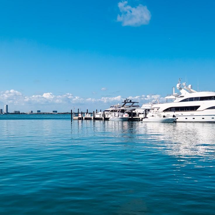 Yacht living snapshot